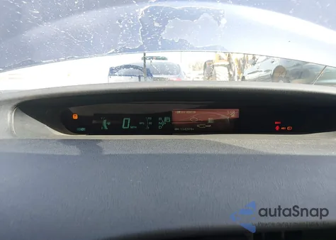 2013 Toyota Prius Three z USA, uszkodzony, nr VIN JTDKN3DU3D0346820